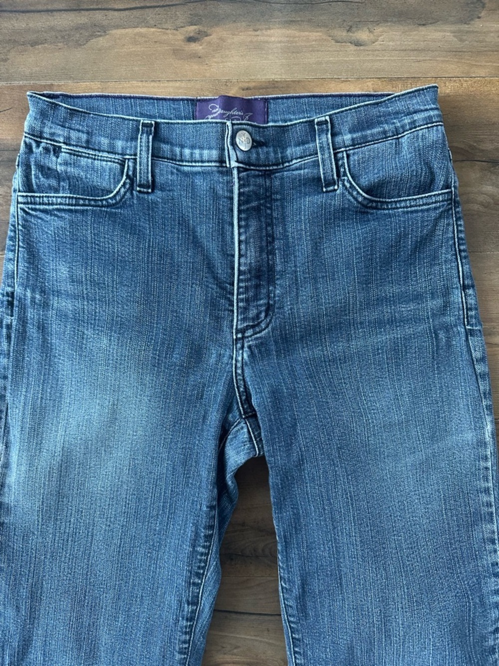 NYDJ Straight Leg Jeans Size 8 Lift Tuck Technology Medium Wash Stretch - Picture 3 of 5